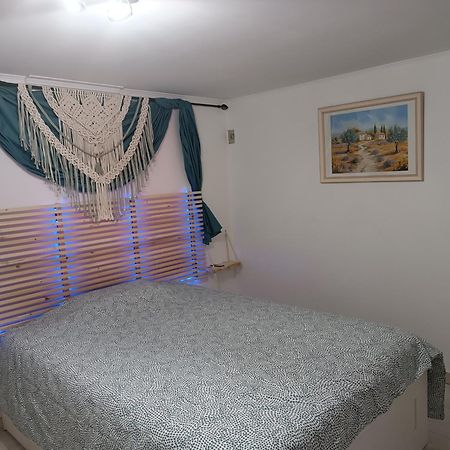 Chateaudouble : Appartement Au Calme Buitenkant foto